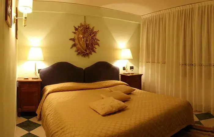 3 Bedrooms Apartment