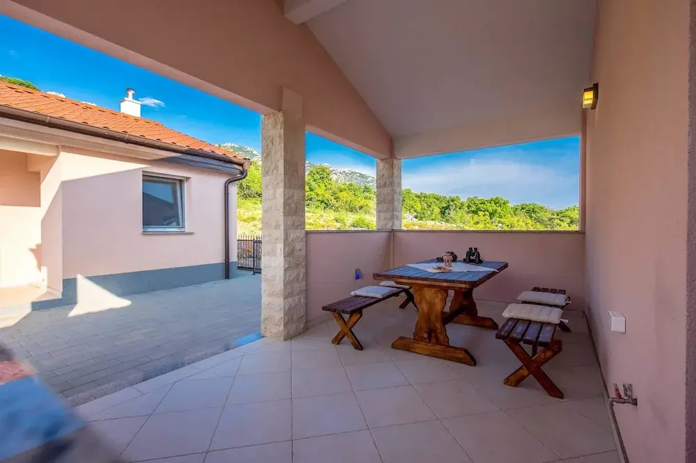 Holiday House Lucija