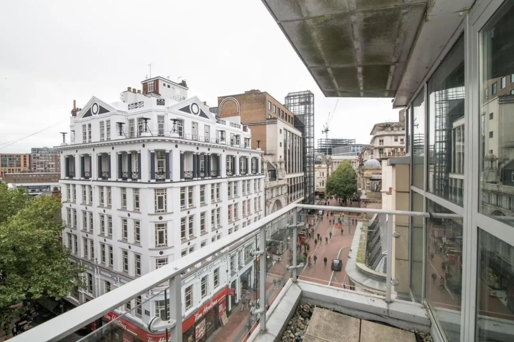 K Suites - Temple Street