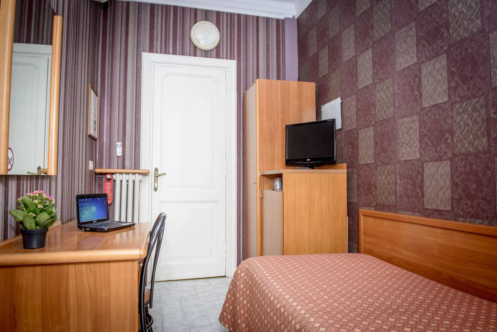 Hotel Emmaus 45