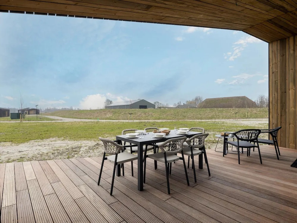 Cottage in Wissenkerke Near Nature Reserve