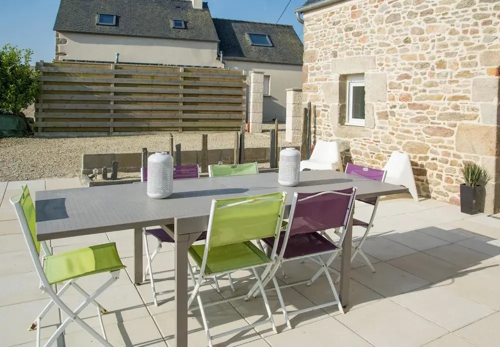 House With 3 Bedrooms in Plougoulm, With Enclosed Garden and Wifi