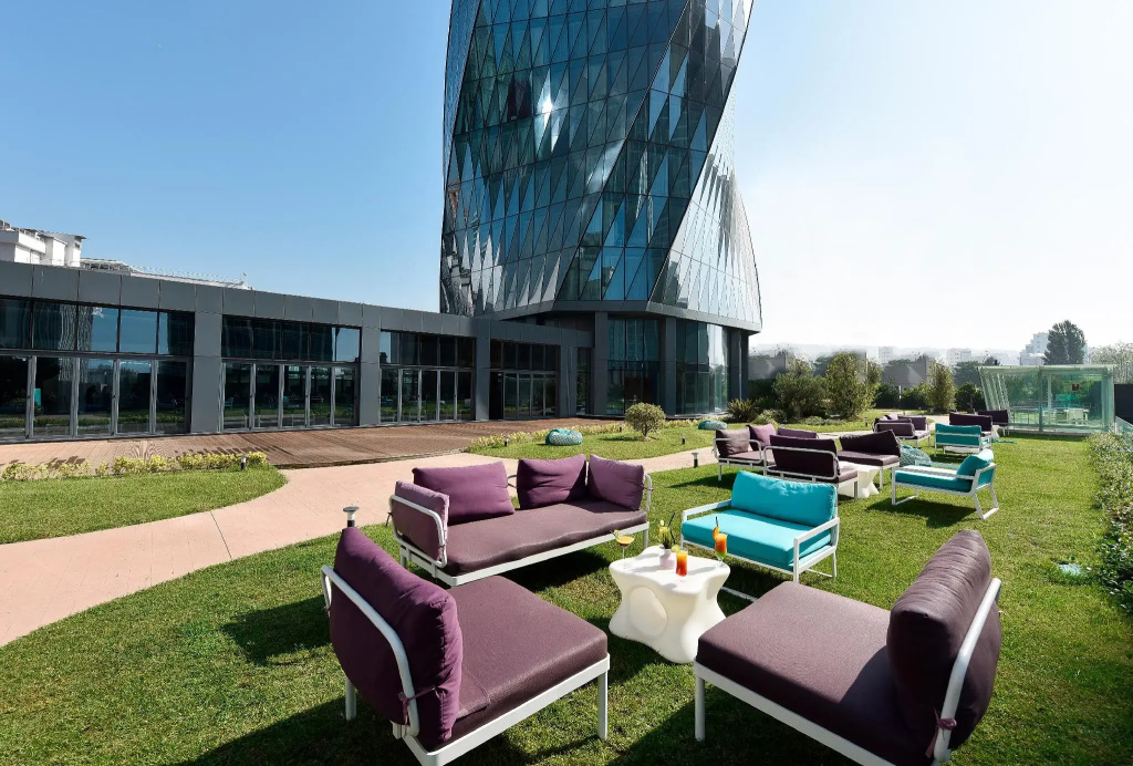 Burgu Arjaan by Rotana Hotel — фото