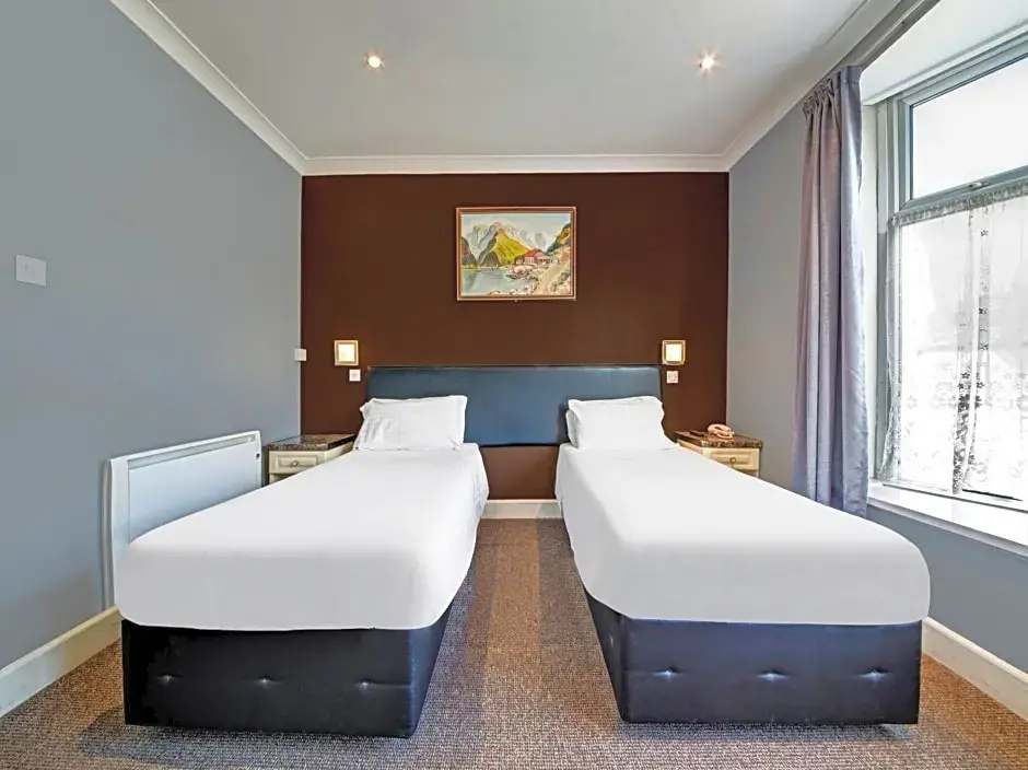 OYO Bostons Manor Hotel, Hanwell London - Chambres
