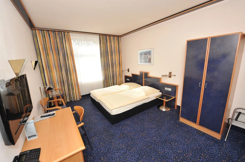 Comfort Double room (full double bed)