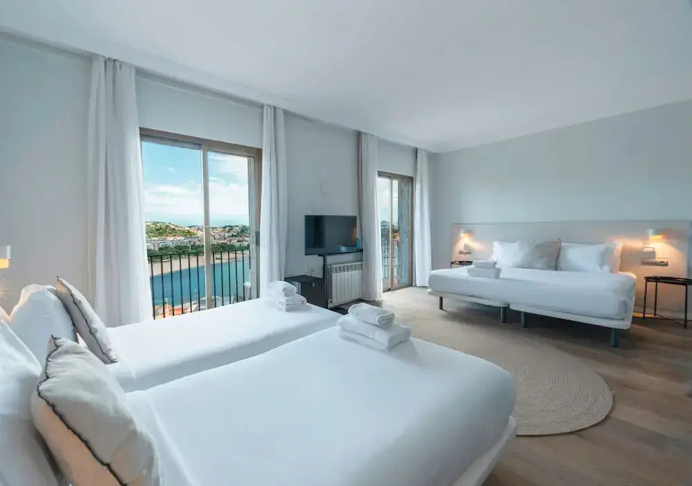 Hotel Montjoi - Chambres