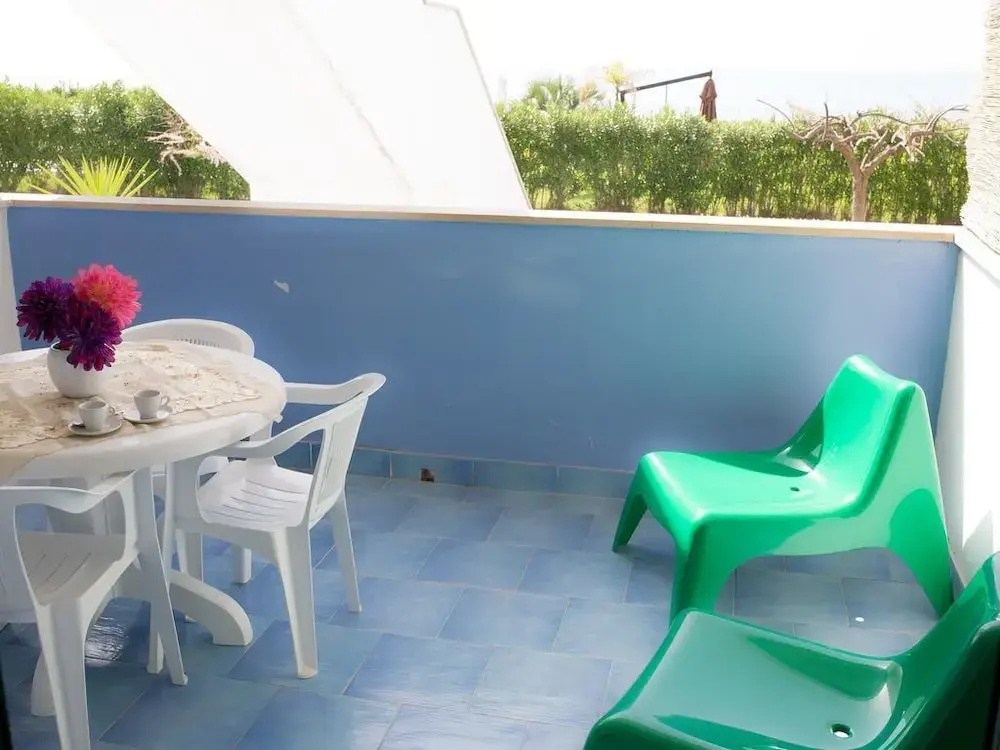 Balcony & Terrace