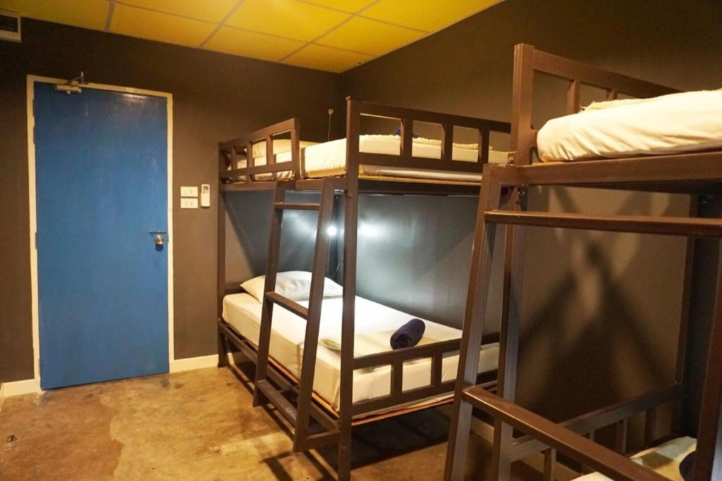 B&B House & Hostel — 5