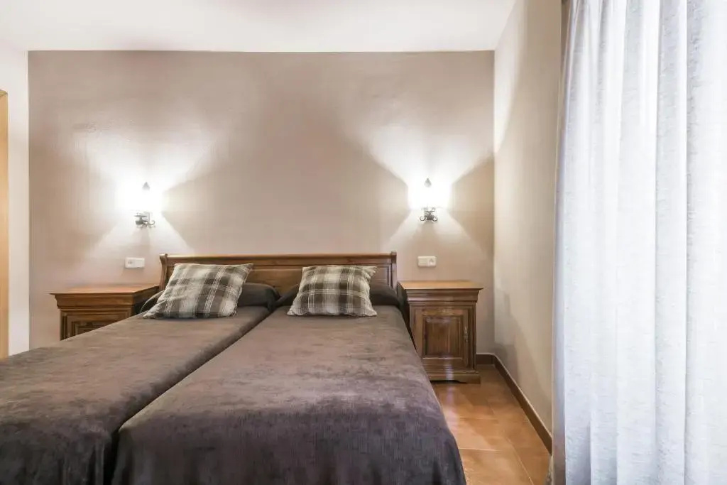 Apartaments Serrano - Chambres
