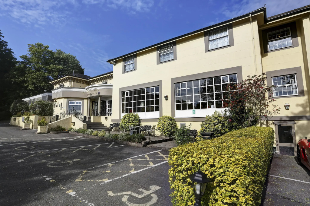 Reigate Manor