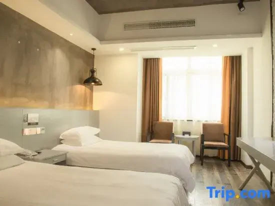 Superior Double room (twin beds)