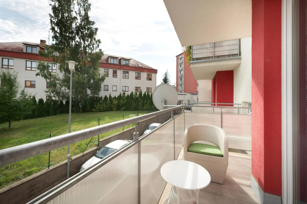 B2B Apartments