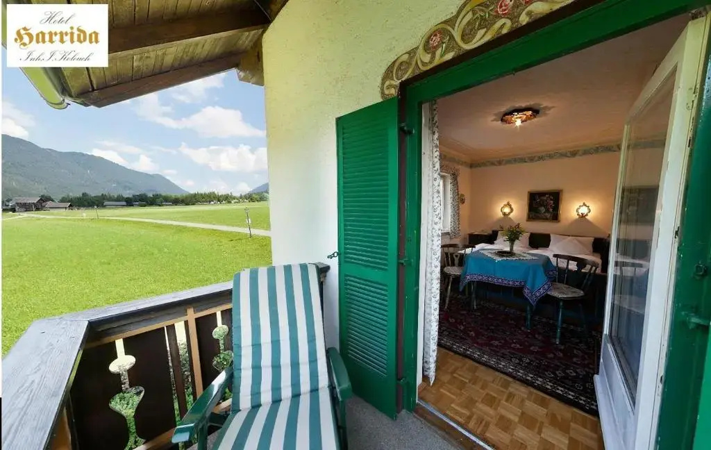 Standard Double room with balcony (full double bed)