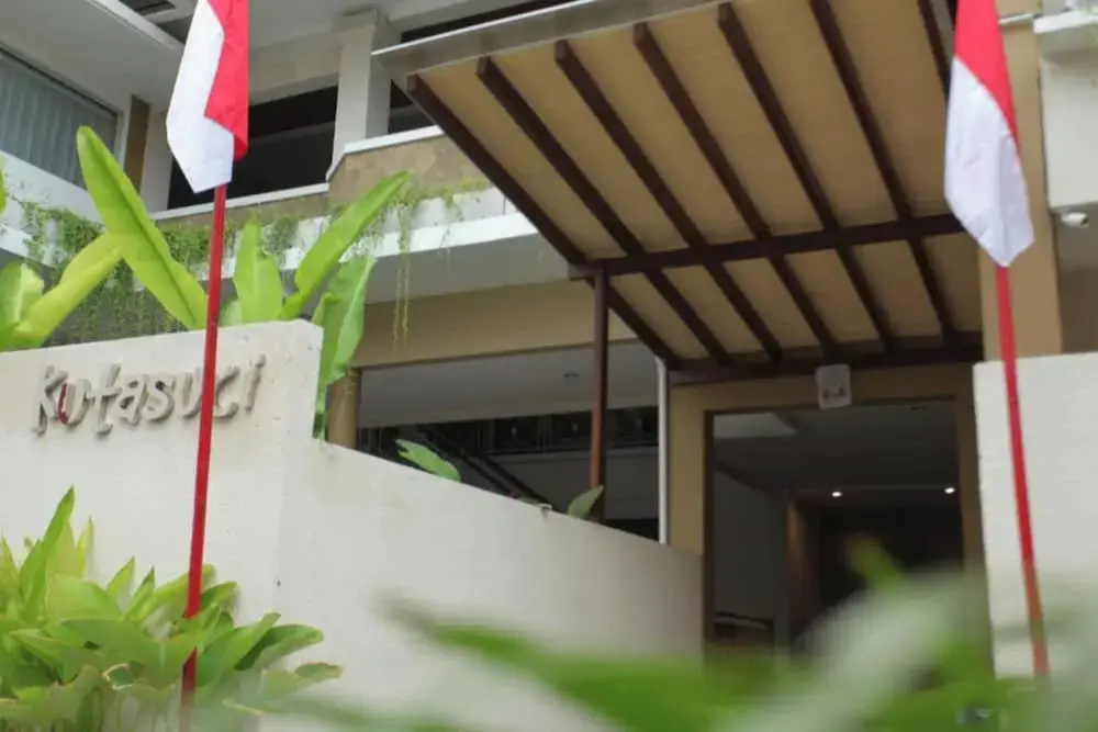 Kuta Suci Beach Hotel — фото