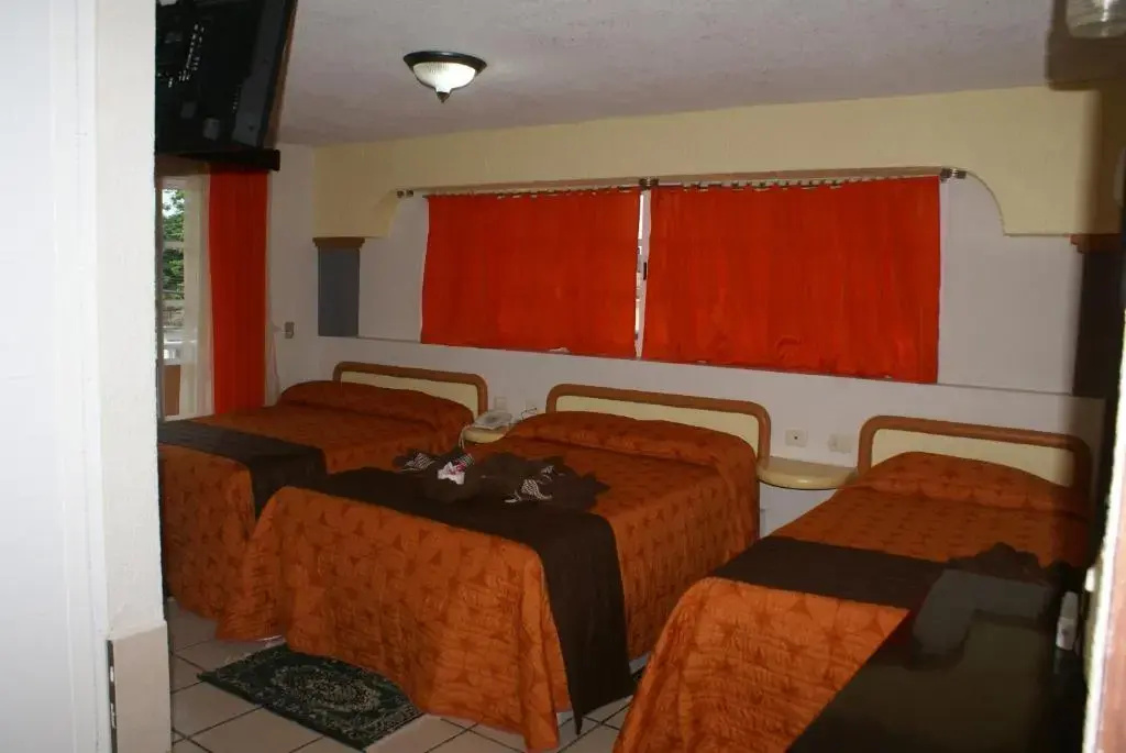 Hotel del Angel - Chambres