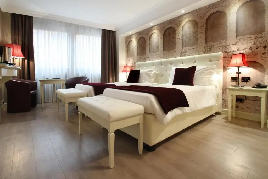 Deluxe Double room (twin beds)