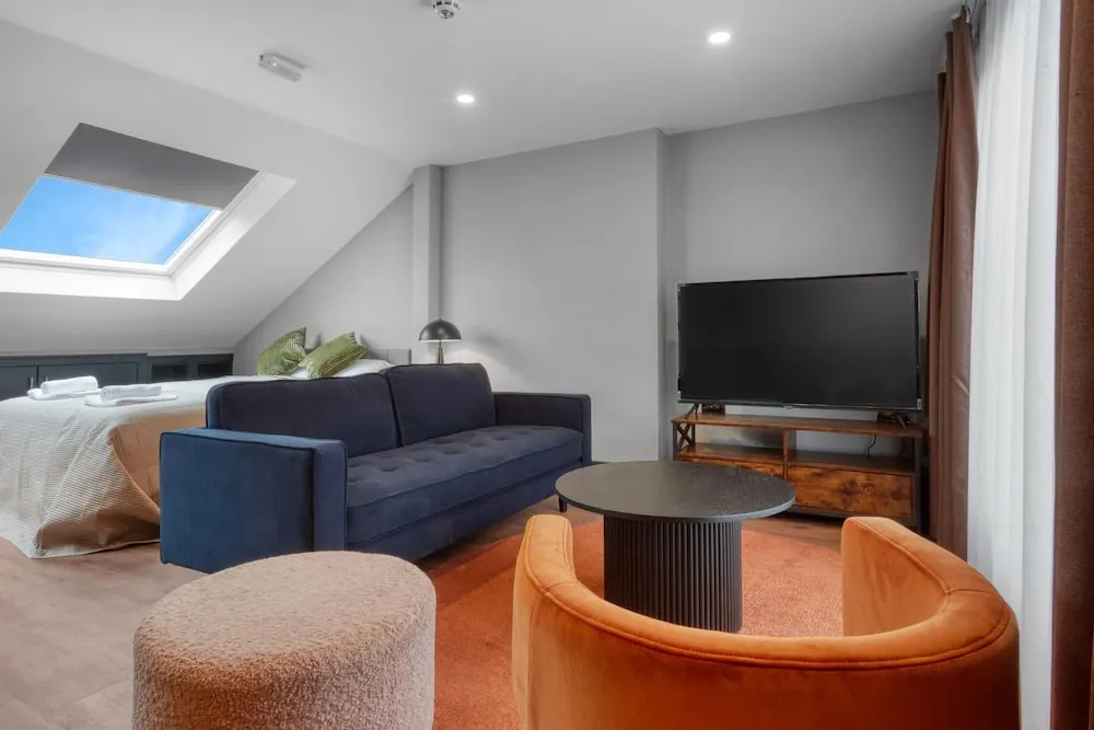 Immaculate Luxury Studio in London