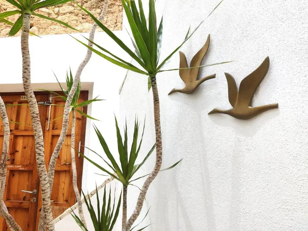 4 Bedrooms Double Cottage full double bed