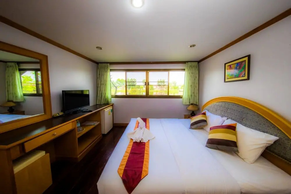 Студия с видом на озеро в Tanita Lagoon Resort
