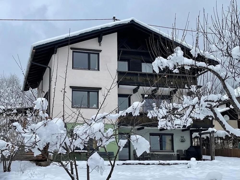 Holiday Apartment in Koetschach