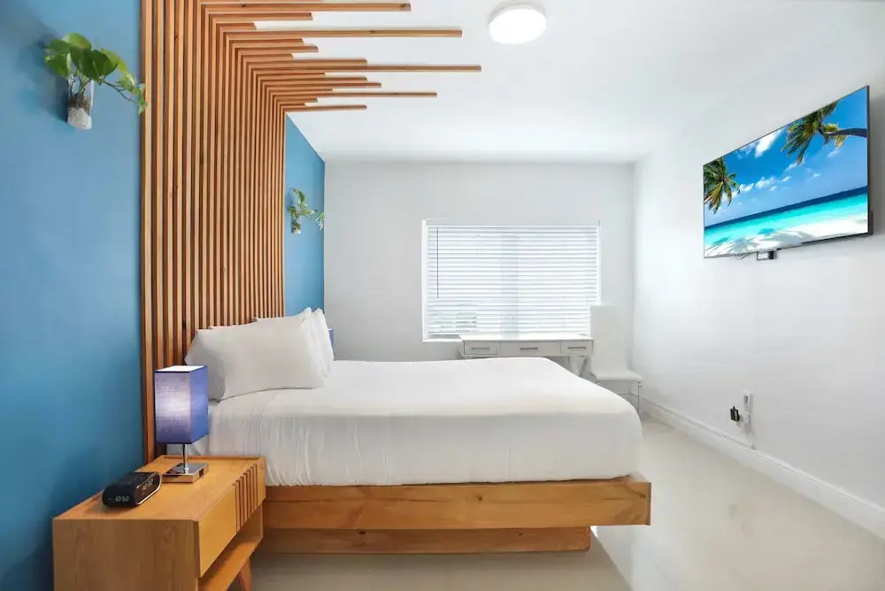 Superior Double room (full double bed)