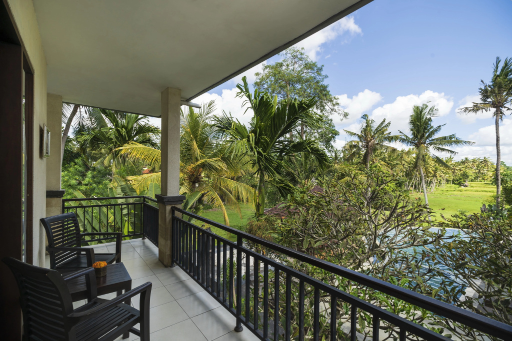 Balcony & Terrace