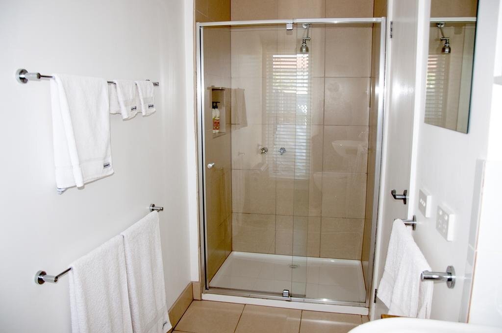 gallery_image_hidden_5