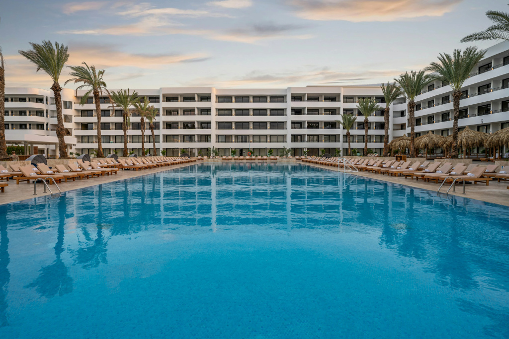 The Rif at Mangrove Beach Corendon Curacao All-Inclusive, Curio by Hilton - 5