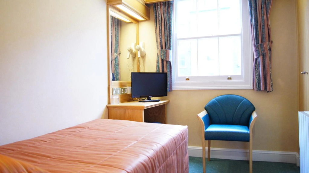 Отель Nayland Hotel в Лондоне