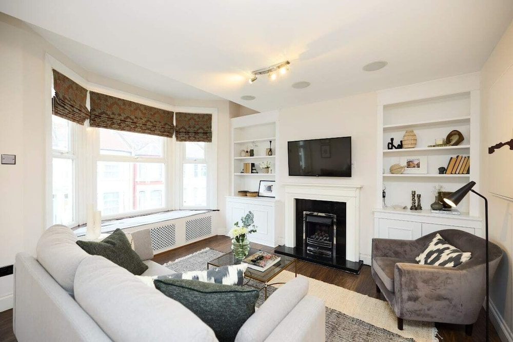 The Kensal Green Place - Modish 2bdr Flat With Study Room — фото 1
