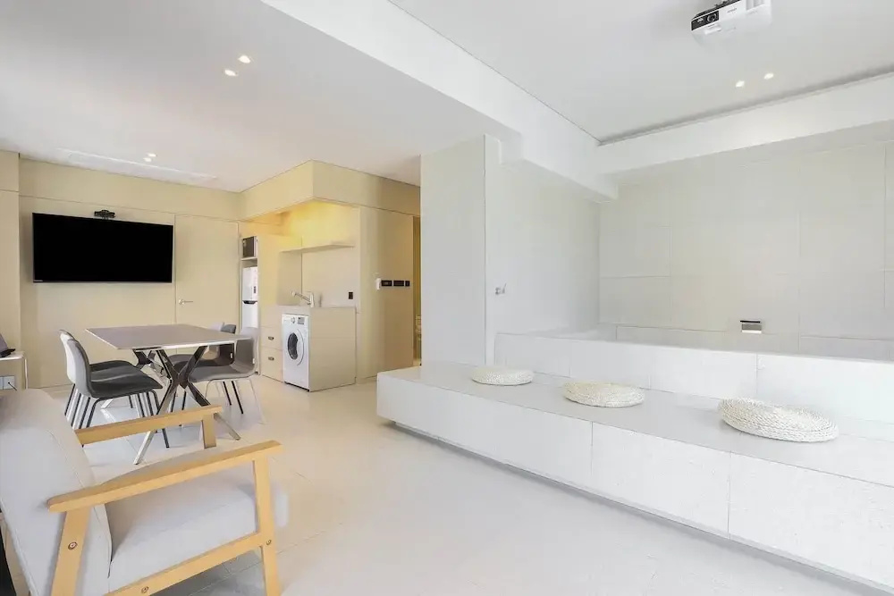 Standard Family room