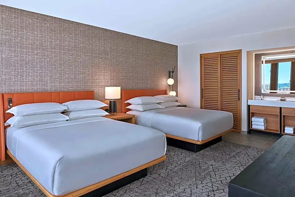 1 Bedroom Executive Quadruple Suite