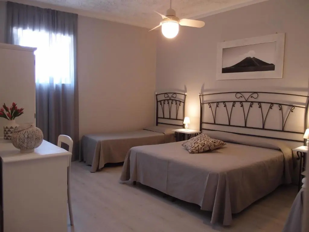Pietra Pomice Hotel - Chambres
