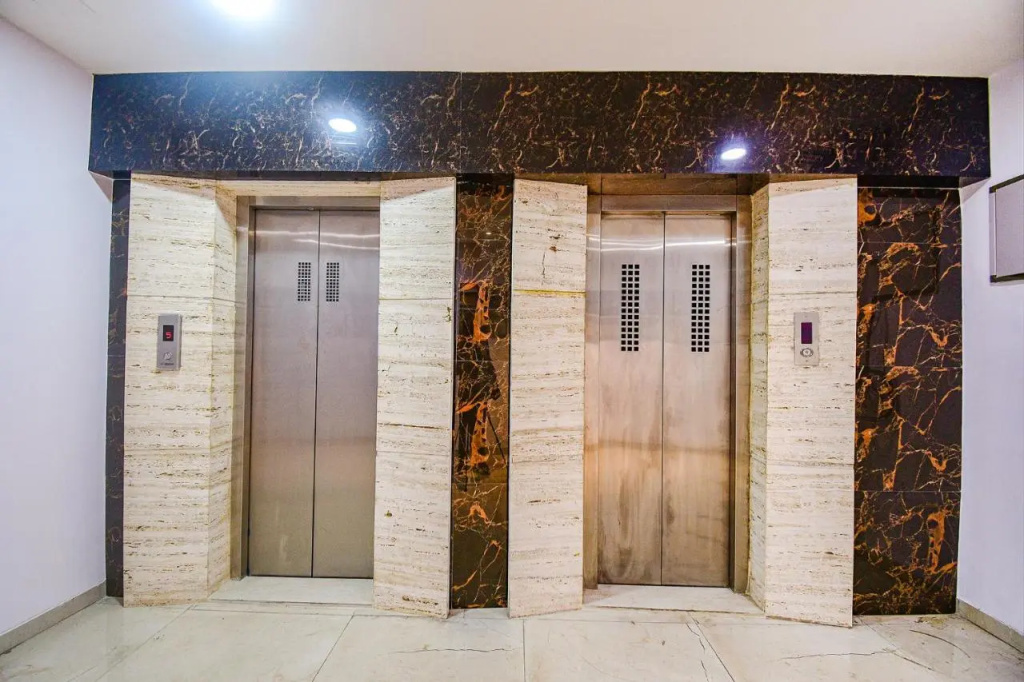 Fabhotel Rani Tower