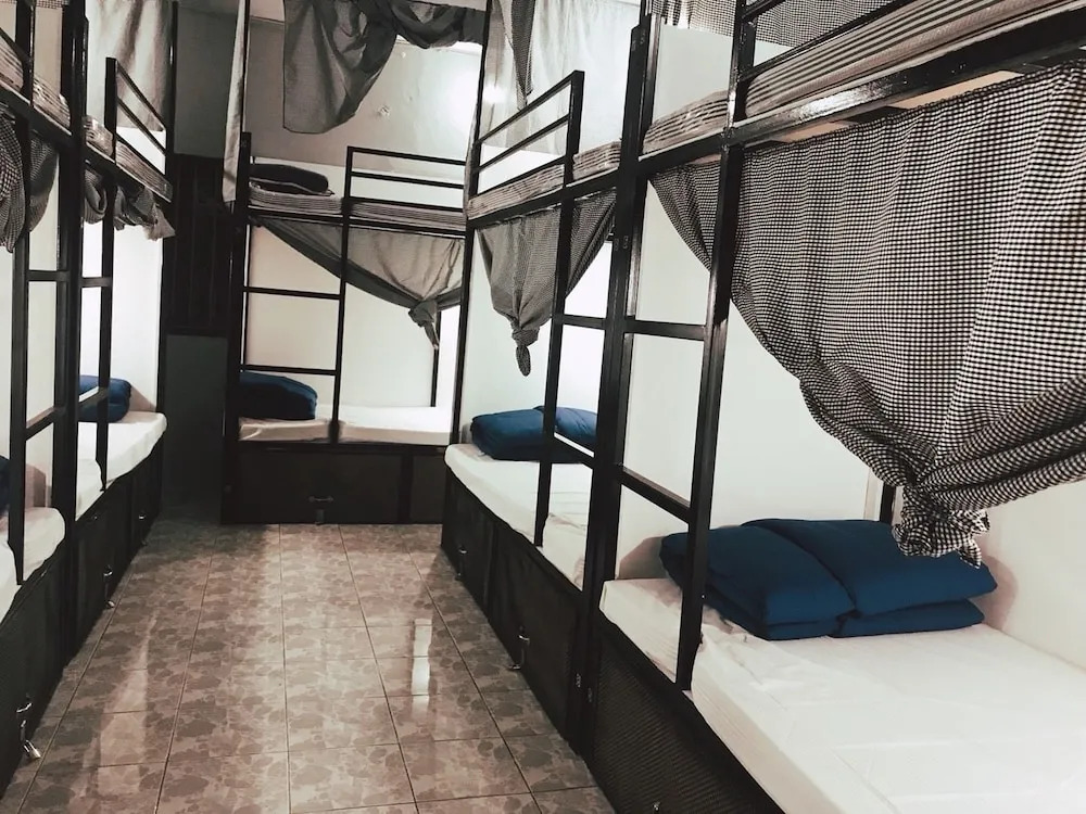 Кровать в общем номере в Oppa House Hostel - Adults Only