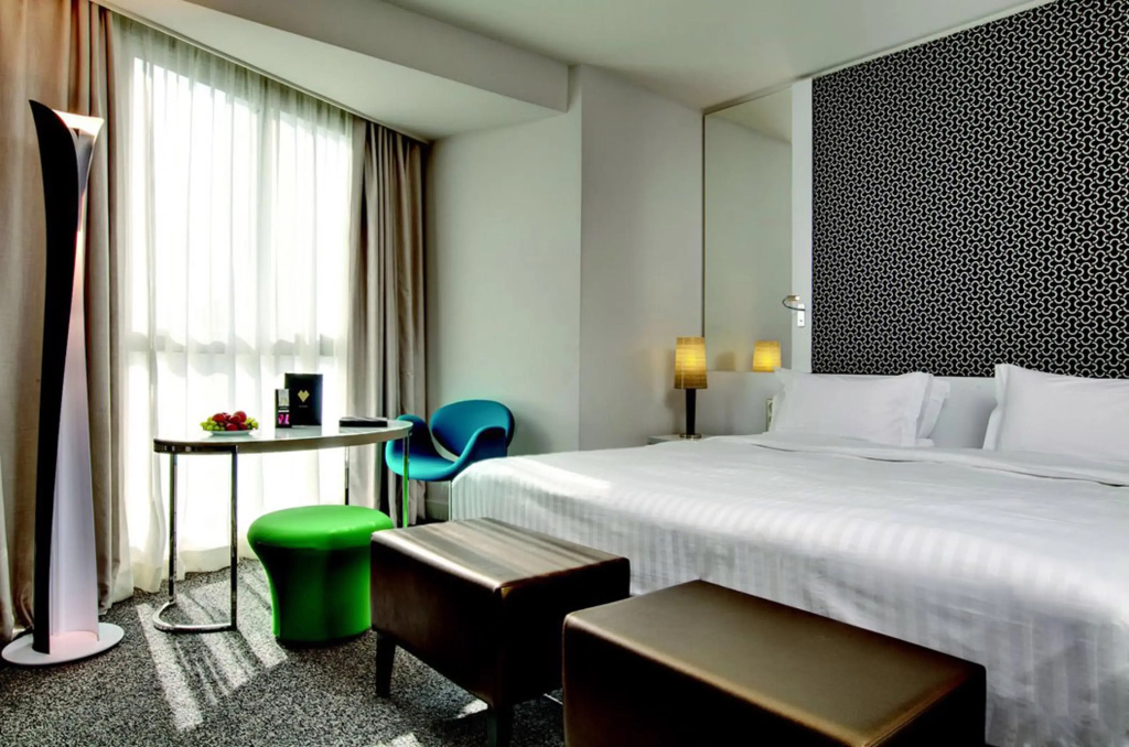 Отель Hotel Etoile Maillot в Париже