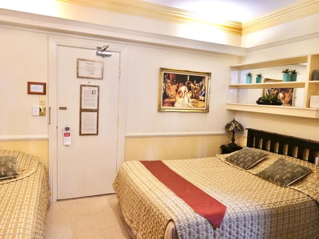Standard Double room with balcony (full double bed)