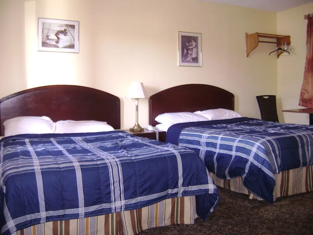 Standard Quadruple room with balcony