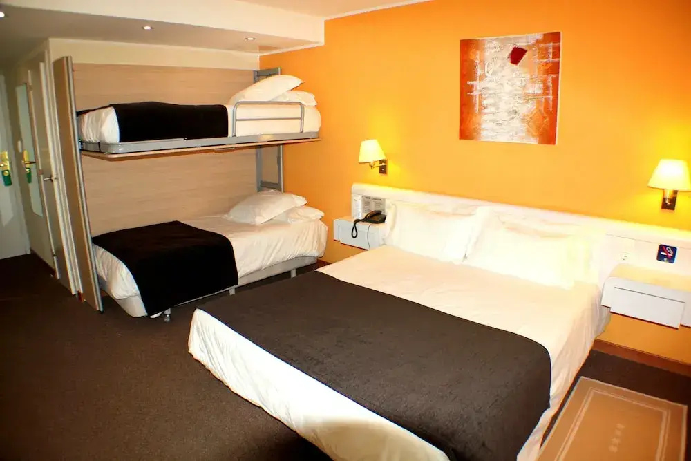 Standard Quadruple room with balcony and with street view