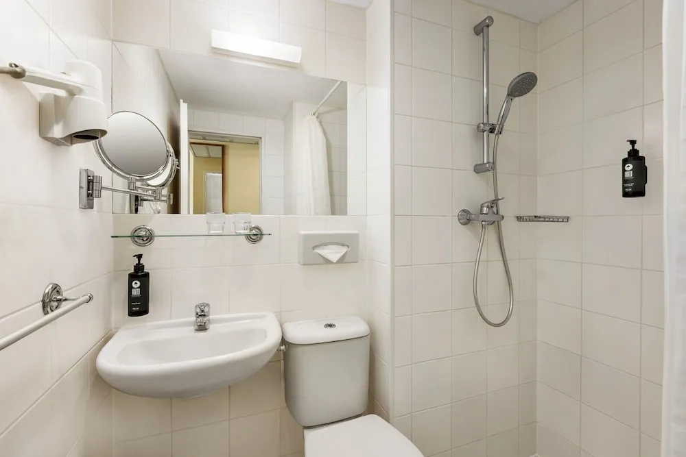 Amedia Express Prag - Chambres