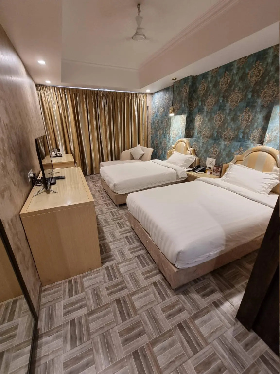 Deluxe Double room (twin beds)
