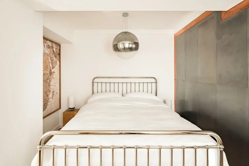 Double Studio (full double bed)