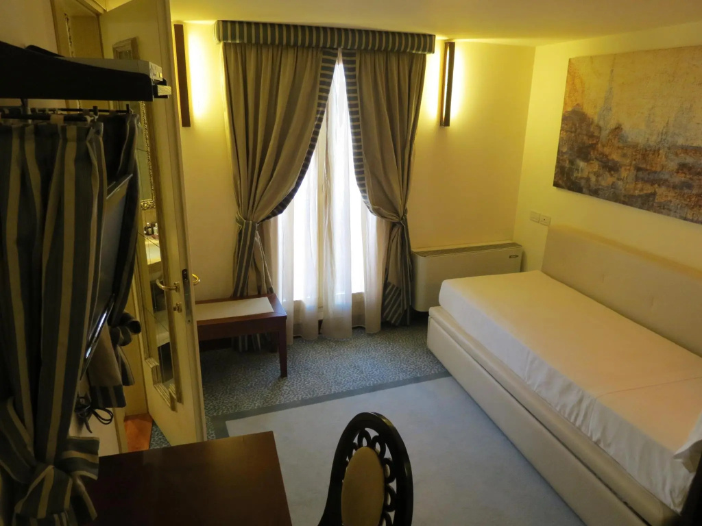 Classic Single room