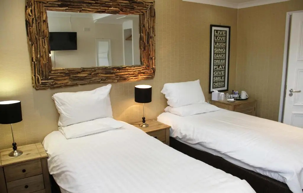 Honest Lawyer Hotel - Chambres