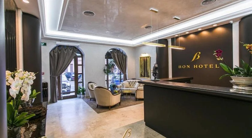 Bon Hotel - Général