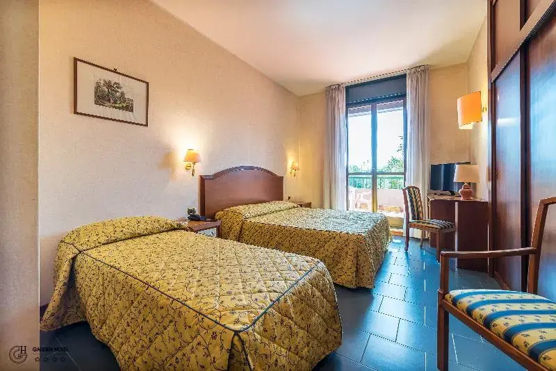 Garden Hotel - Chambres