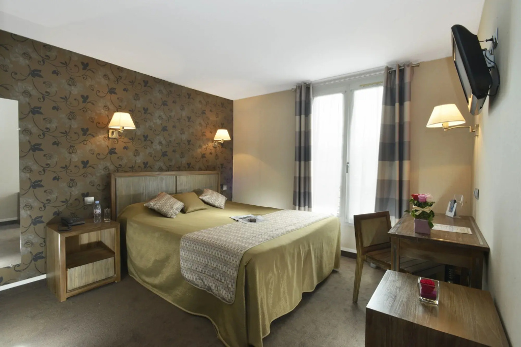 Отель Hotel Carladez Cambronne в Париже