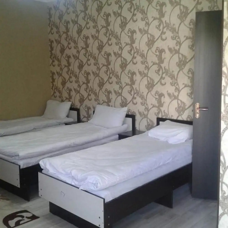 Кант: Отель Bişkek Kant Molodezhnaya Hotel