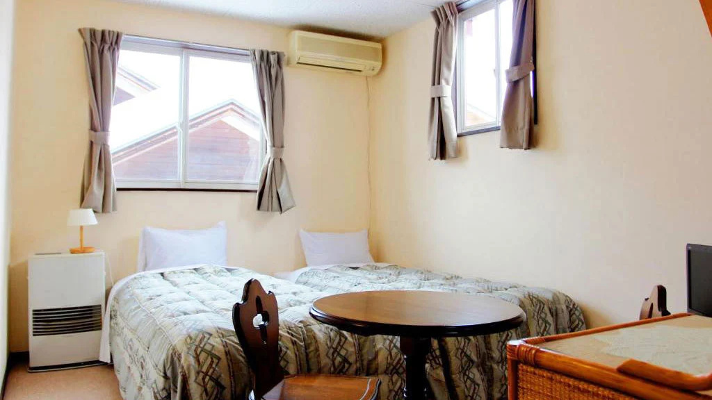 Standard Double room (twin beds)