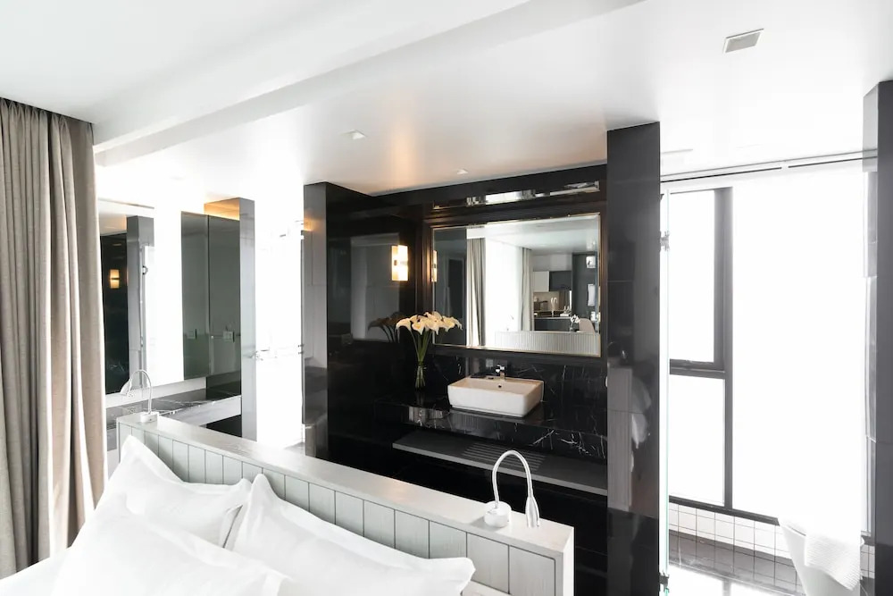 Номер Executive с балконом в Apartelle Jatujak Hotel